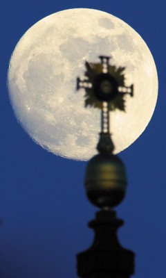 'Superluna' impresiona a hondureños y al mundo