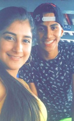 Bella hija de exfutbolista del Olimpia es conquistada por jugador hondureño