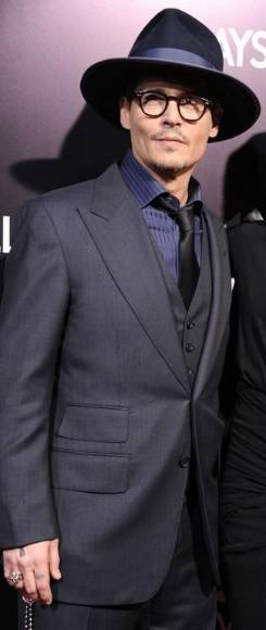 Johnny Depp cumple 59 años con una brillante trayectoria (Fotos)