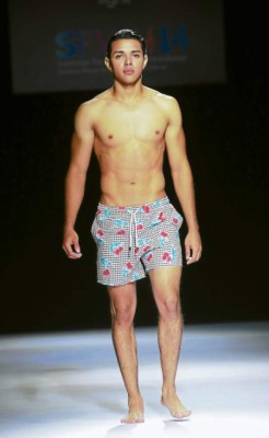 Explosión de colores reunidos en una sensual colección