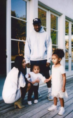 Kim Kardashian rompe el silencio en las redes sociales