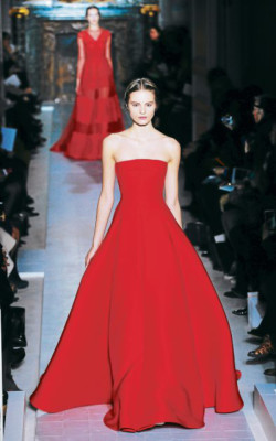 FOTOS: Lujo y glamour en las pasarelas de París