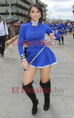 FOTOS: Colegios que se lucieron con talentosas palillonas