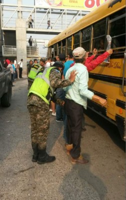 Presencia militar en transporte público de la capital de Honduras