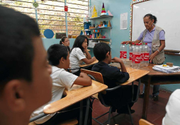 Escuela Cerro Grande recolecta el primer cargamento de residuos