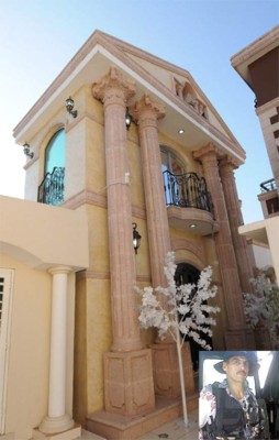 Las extravagantes tumbas de los narcos más famosos