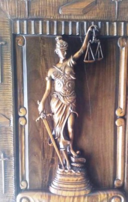 Bienes asegurados a implicados al despilfarro en el Colegio de Abogados de Honduras