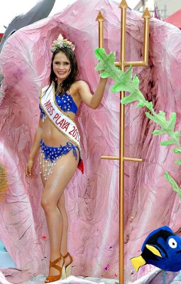 La Ceiba vive su propia fiesta en el Gran Carnaval de Amor y Amistad