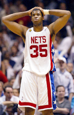 Jason Collins, primer jugador de la NBA en declararse gay