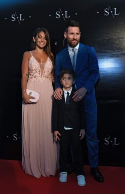 FOTOS: Así llegó Leo Messi a la exclusiva boda de Luis Suárez en Uruguay