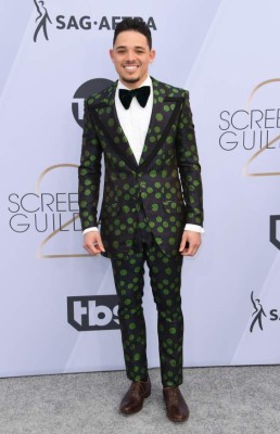 FOTOS: Los looks de los famosos en la alfombra de los SAG Awards