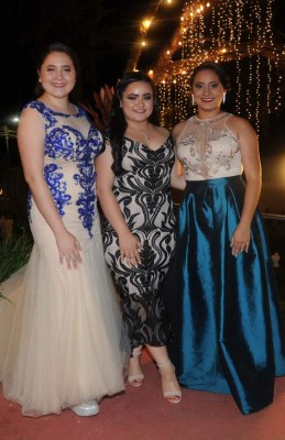 Una noche de dicha estudiantil