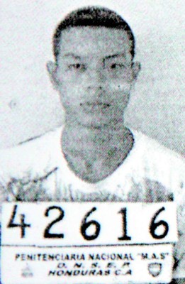 Peligrosos reos se fugan de la PN