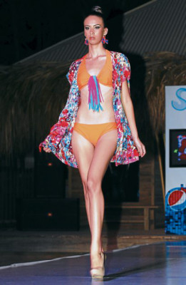 Colección que evoca los años 50