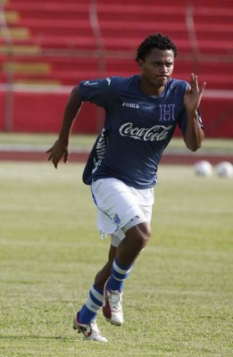 Ever Alvarado llega en lugar de Emilio