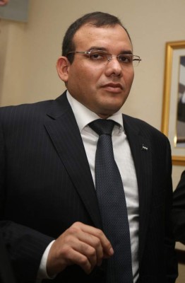 Carlos Girón es destituido del IHMA