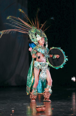 Kuikaltiani, embajadora del folclore