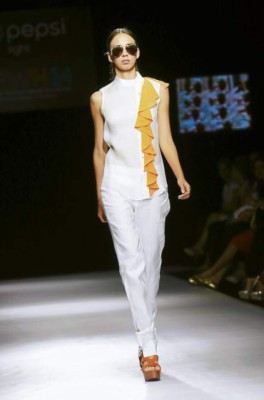 Prendas frescas y vanguardistas