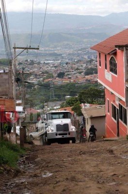 A detalle: Así lucen las cisternas de segunda mano que compró la Alcaldía del DC (FOTOS)