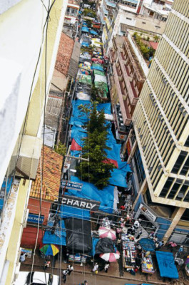 Invasión comercial retrocede 12 años el centro histórico