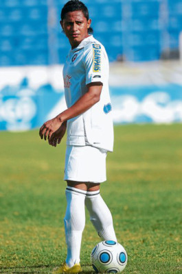 Ramón Núñez es una opción para reforzar la mediacancha de Olimpia