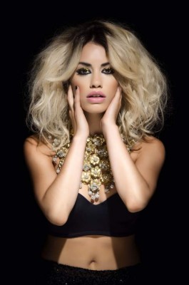 Como cortados con la misma tijera: Latinos vs. Hollywood