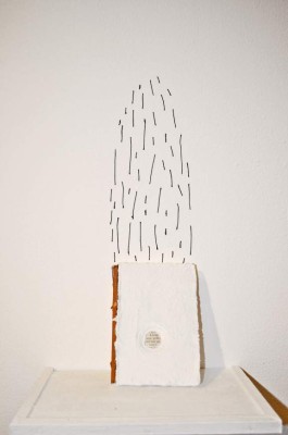 Nahúm Flores: de los objetos a la piel de la memoria