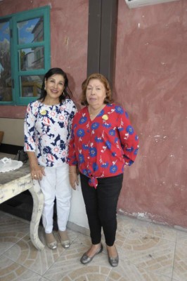 Cindy Lanza se despide de su soltería