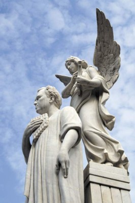 Dos escritores universales