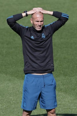 Zinedine Zidane celebra la 'fenomenal' serie de los jugadores del Real Madrid