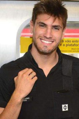 Ellos son los 8 policías más atractivos del mundo