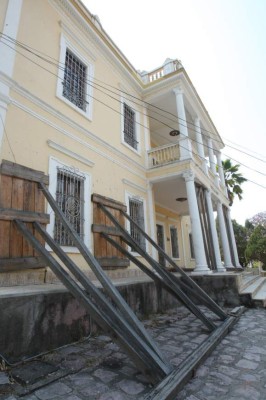 Irrecuperable Museo Villa Roy