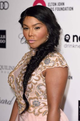 Famosa rapera Lil´Kim irreconocible con su nuevo cambio de imagen