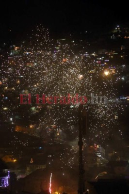 FOTOS: Así retumbó la capital de Honduras para recibir el 2020