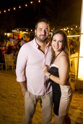 La fiesta de fin de año de Paradise Beach Hotel