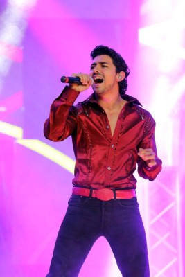 Voces solidarias unidas por los niños