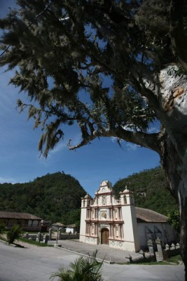 Iglesias coloniales de la Mancomunidad de Colosuca