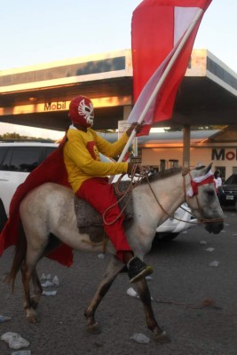 Las imágenes más inusuales sobre el cierre de campaña de los candidatos