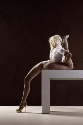 La mujer más flexible