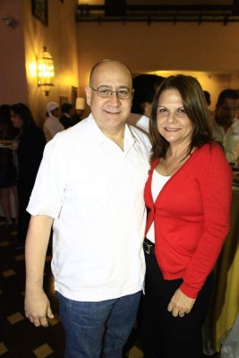 Merecido reconocimiento a mujeres ejemplares