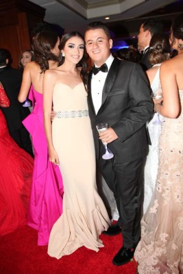 La Escuela Americana: Inolvidable fiesta prom para despedir