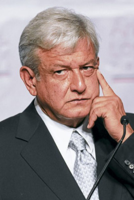 Peña Nieto descarta un regreso al pasado de corrupción del PRI