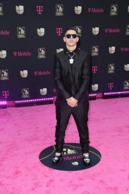 Glamour y belleza: Los mejor vestidos en alfombra de Premios Lo Nuestro