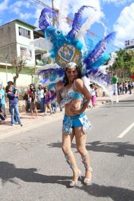 Con gran carnaval, Tegucigalpa conmemora su 436 aniversario