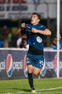 Motagua se impone a un Olimpia en crisis