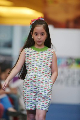 Kids Fashion Week 2015: Arcoíris de tendencia infantil