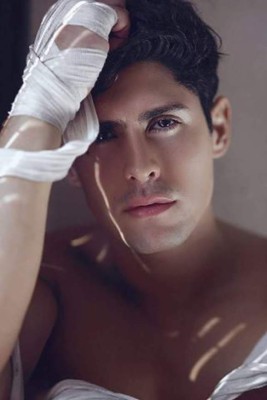 Cristóbal Álvarez, fue coronado como el hombre más bello del mundo