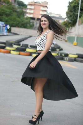 Faldas vaporosas con estampados íconos de europa