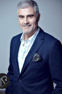 Como cortados con la misma tijera: Latinos vs. Hollywood