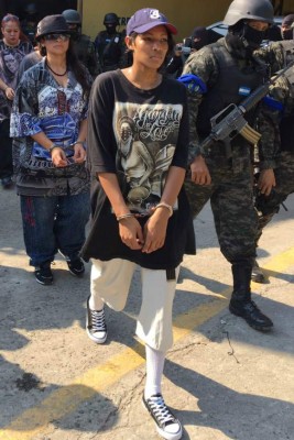 Honduras: Las atrevidas fotos de 'La China', sicaria y pandillera de la 18  